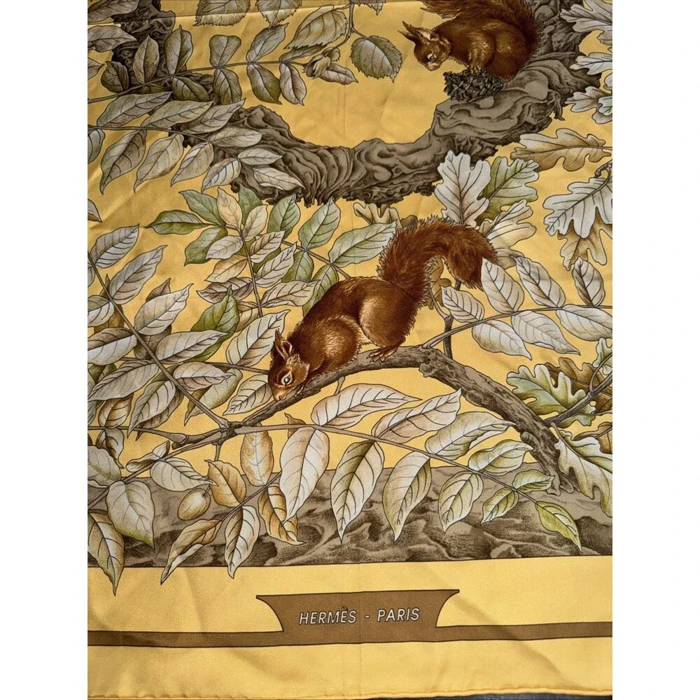 Authentic Vintage　HERMES SCARF 90 Casse Noisette